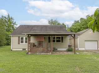 977 W Hunt Rd, Alcoa, TN 37701