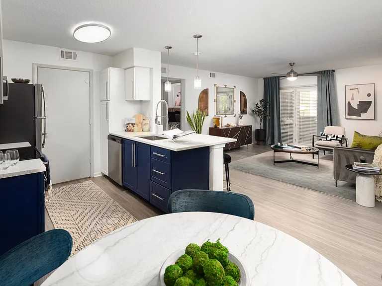 Aventura Dunwoody — Photo 6