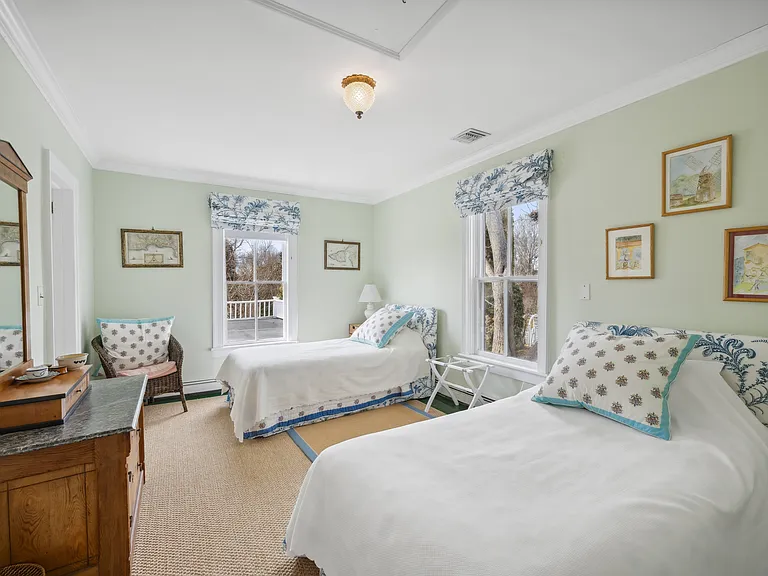 39 Marylea Dr — Photo 21