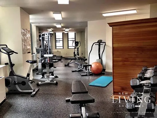 Rented by NY Living Solutions | media 25