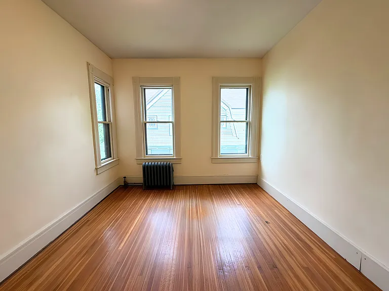 65 Firglade Ave #2 — Photo 8