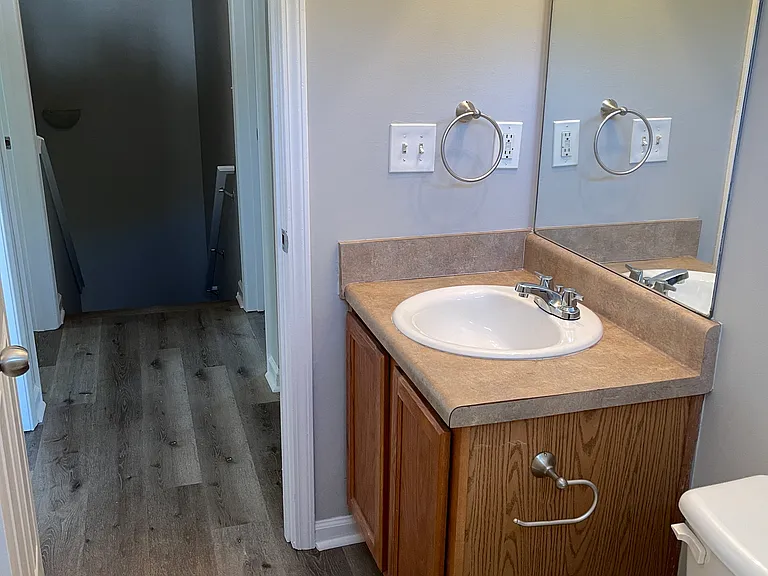 166 Rosemont Ct — Photo 21