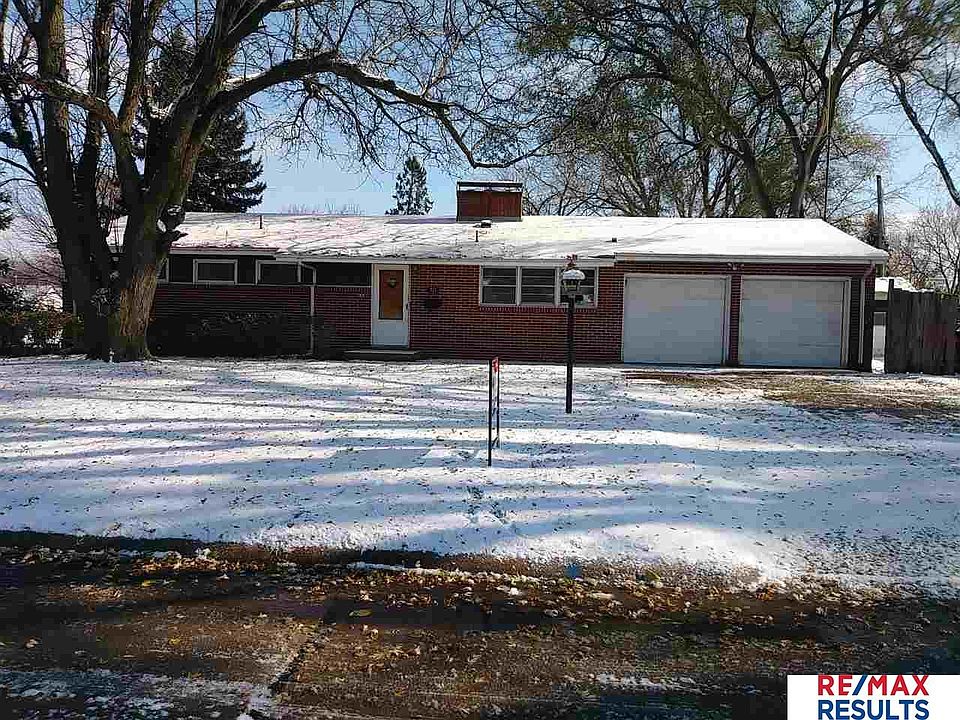 1st image of 711 Pluma Dr