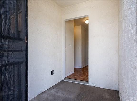 3rd image of 13010 Towne Ave