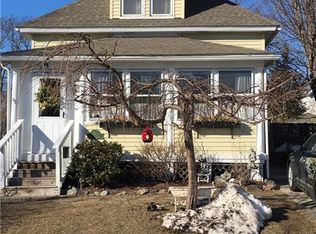 57 Locust St, Riverside, RI 02915
