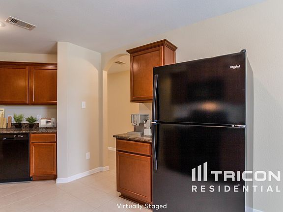 5th image of 737 Totem Trail Dr