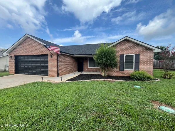 4423 Bart Giffin Rd, Maryville, TN 37803