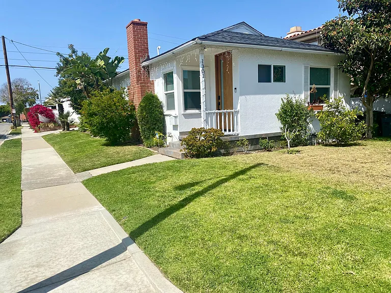 1301 N Meadows Ave — Photo 28