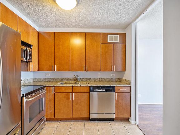 3rd image of 30 E Huron St Ste 1