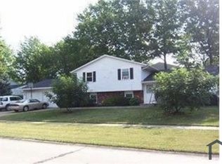 1336 Lindenwood Dr, Lorain, OH 44053