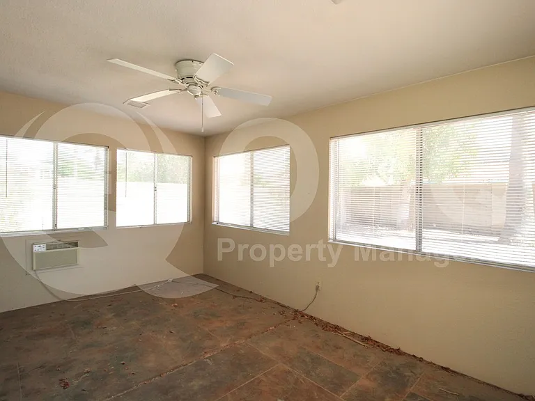 763 W Folley St — Photo 32