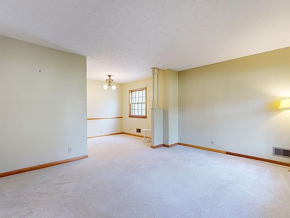 4th image of 3201 Cabinwood Dr