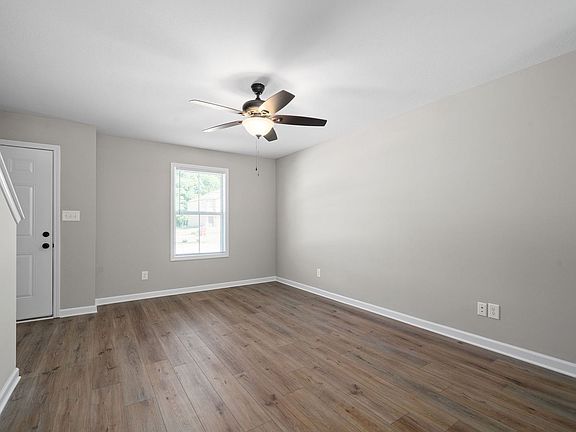 5th image of 259 Smithson Ln #A