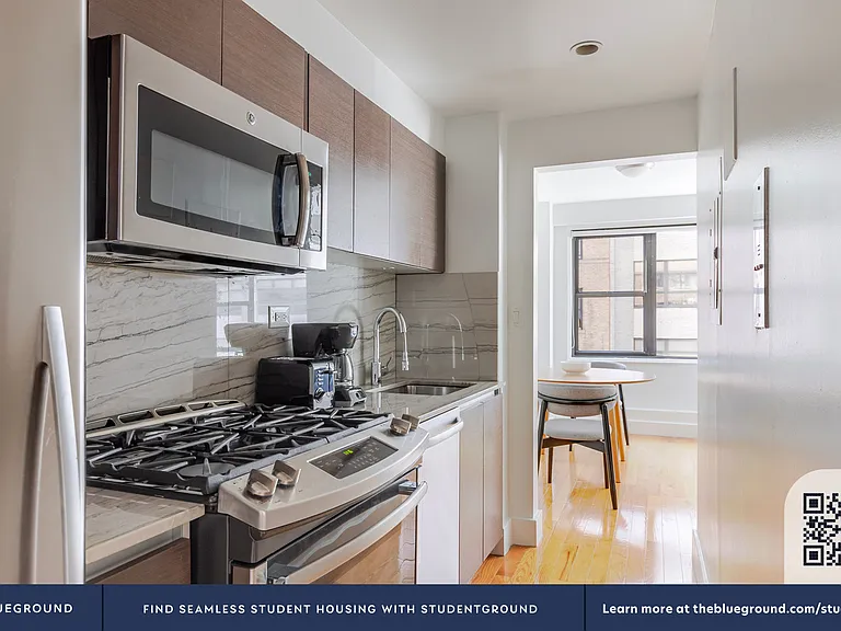 141 E 33rd St #5C — Photo 6