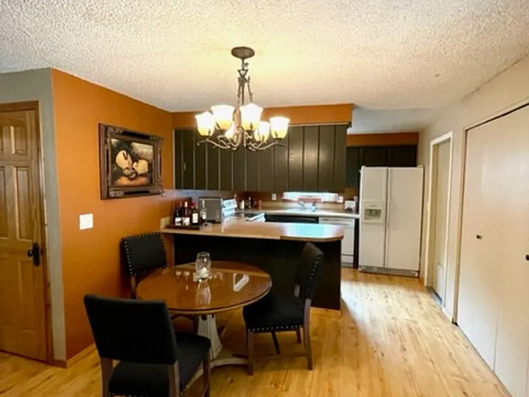 1339 NW Milwaukee Ave — Photo 5