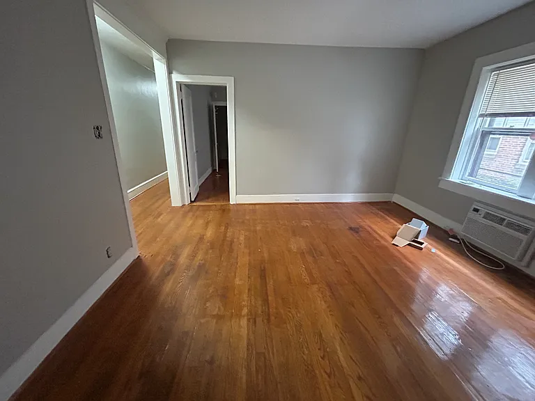 2254 Bryn Mawr Ave #3 — Photo 15