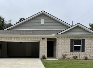 4 Lee Creek Ln, Byhalia, MS 38611