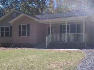 13501 Farmer Dr, Woodford, VA 22580