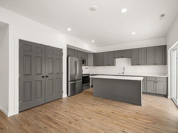 3rd image of 12809 N Jaydee Ln