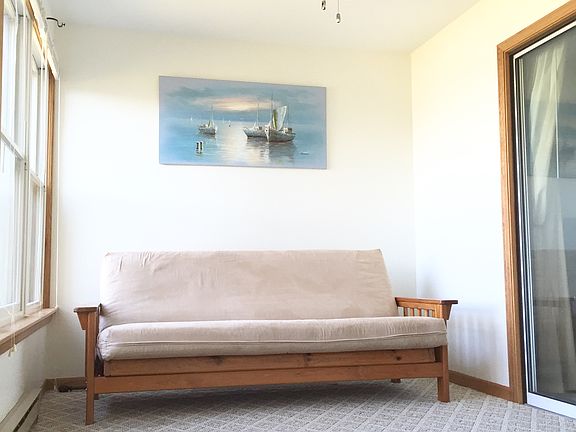 Sun-room/Convertible Bedroom