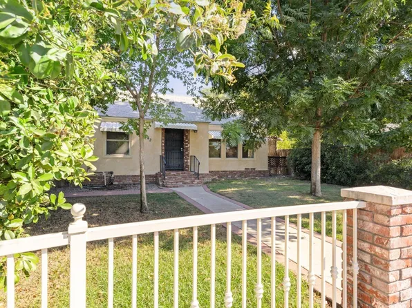 3042 Spruce St, Bakersfield, CA 93301