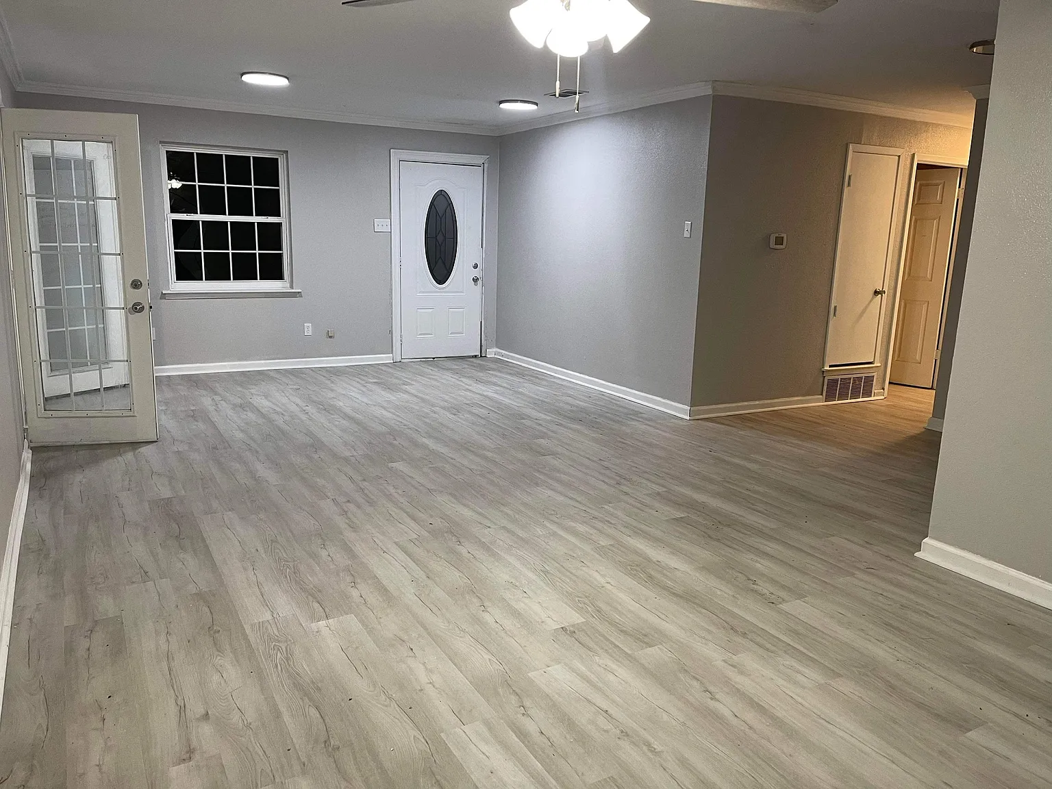 302 E Kansas St, Sherman, TX 75090 - 1 — Photo 3