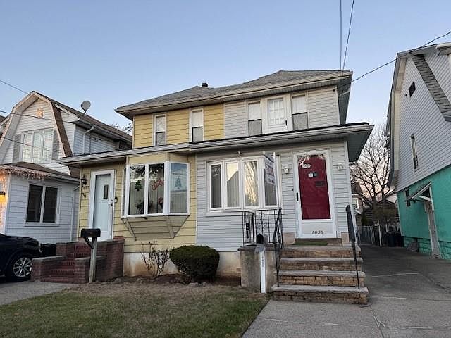 2nd image of 1659 Kimball St