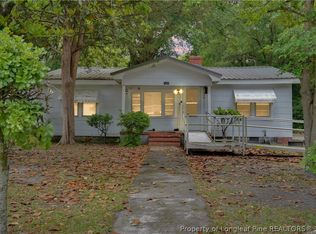 1006 James St, Elizabethtown, NC 28337