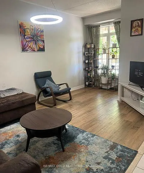 45 Northampton Blvd — Photo 4