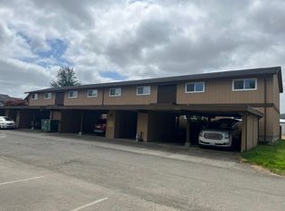 434 5th St #2C, Raymond, WA 98577