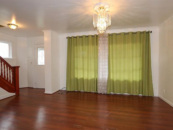 3rd image of 3434 E 5th St