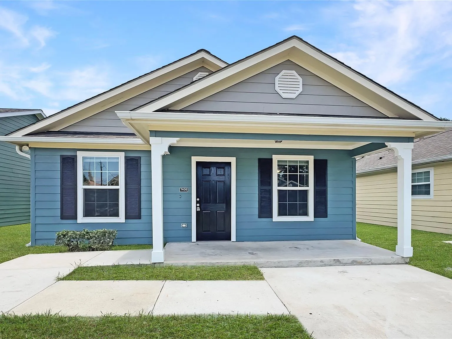 3 bed, 1.0 bath, 1248 sqft, $1,650 — Photo 1