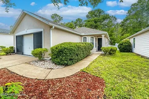 3 bed, 1318 sqft, $2,200 — Photo 2