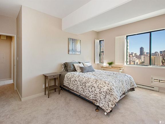 5th image of 1 Daniel Burnham Ct APT 423