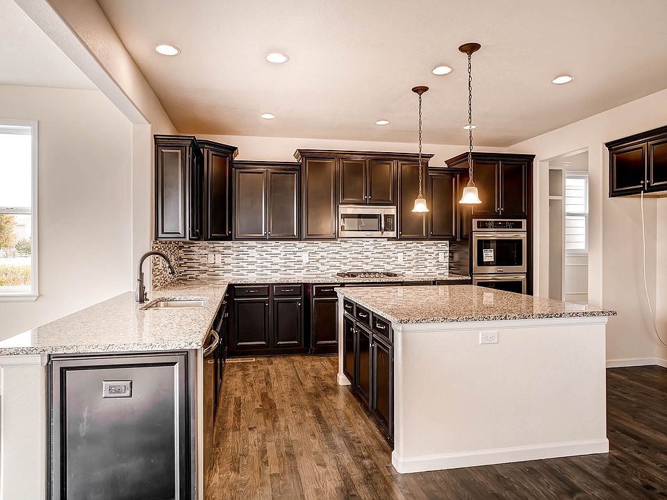 Photo of similar home.