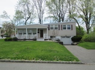 43 Beverly Rd, Cedar Grove, NJ 07009