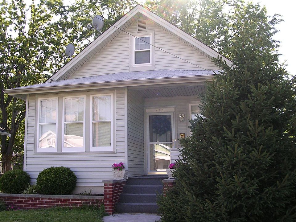 Front of the house facing street