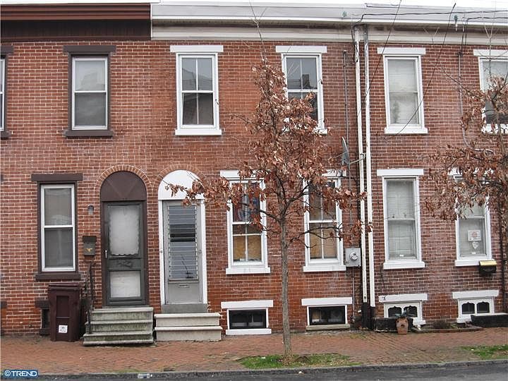 1st image of 306 S Jackson St