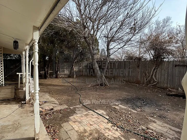 4301 Parker St — Photo 20