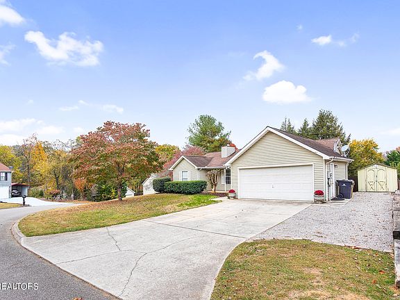 3rd image of 5154 Garden Meadow Dr