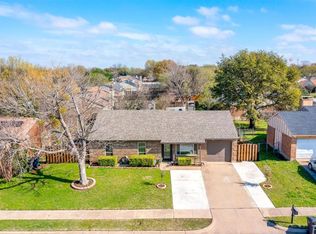 8005 Trimble Dr, Fort Worth, TX 76134