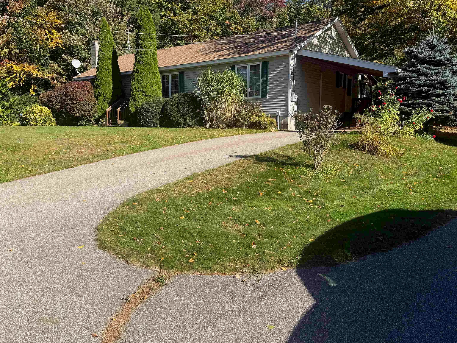 3 bed, 2.0 bath, 1568 sqft, $3,200 — Photo 4