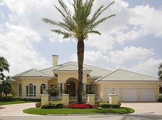 284 W Coconut Palm Rd, Boca Raton, FL 33432