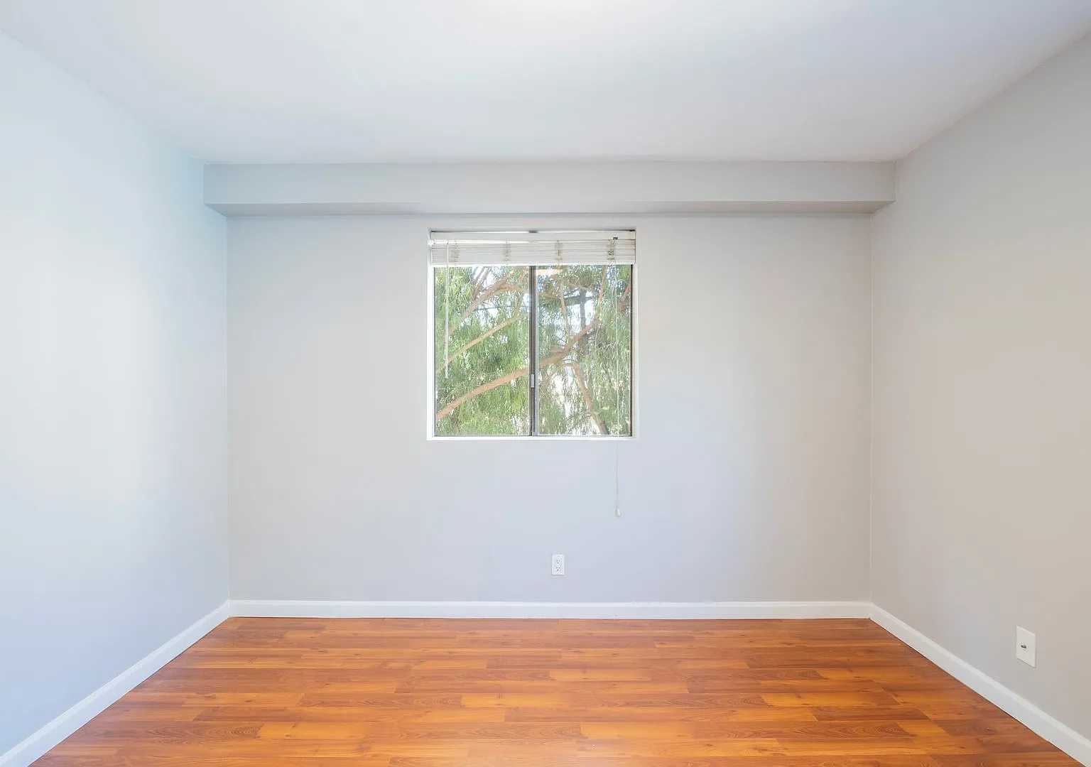6740 Franklin Place — Photo 2