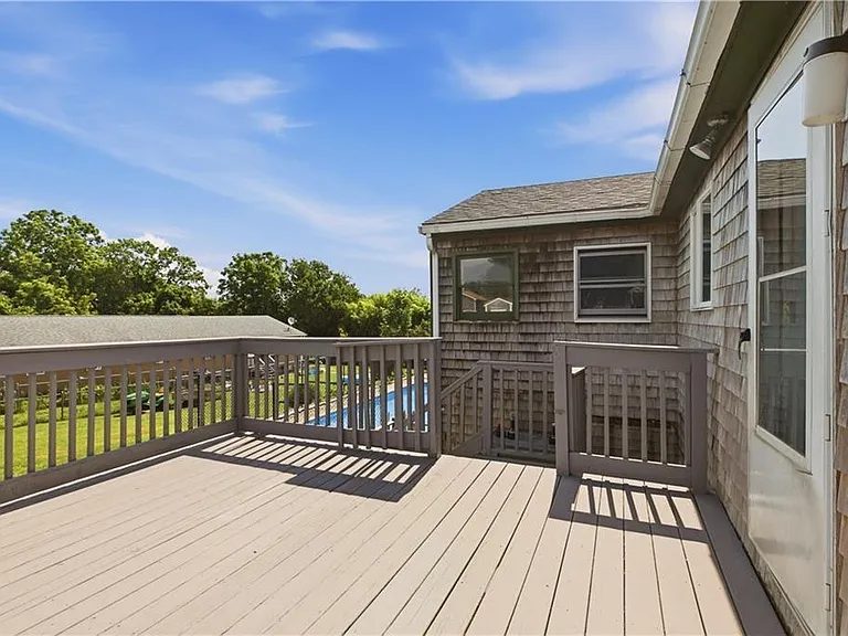 49 Dexter St — Photo 36