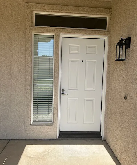 27040 Featherhill Dr — Photo 2