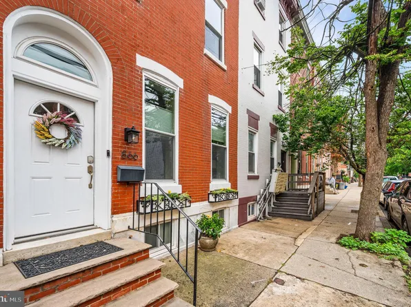866 N 20th St, Philadelphia, PA 19130