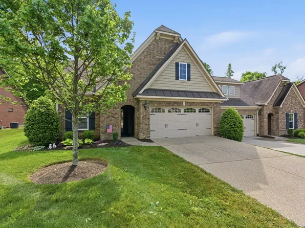 468 Stonegate Dr, Lebanon, TN 37090