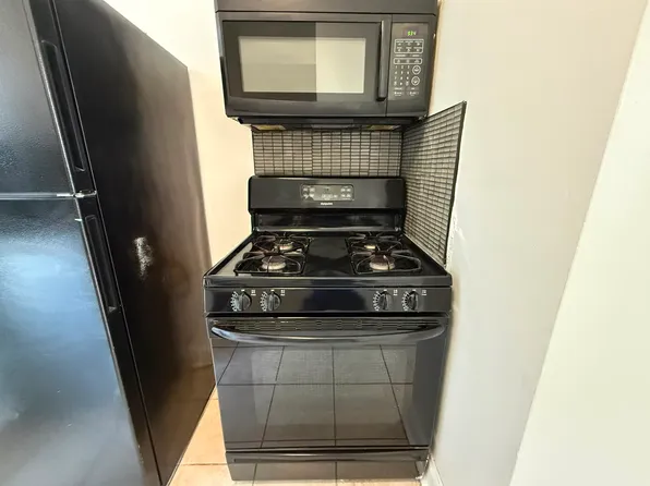 15 Olean Ave #41E, Jersey City, NJ 07304