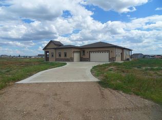 14072 Southview Dr NW, Williston, ND 58801